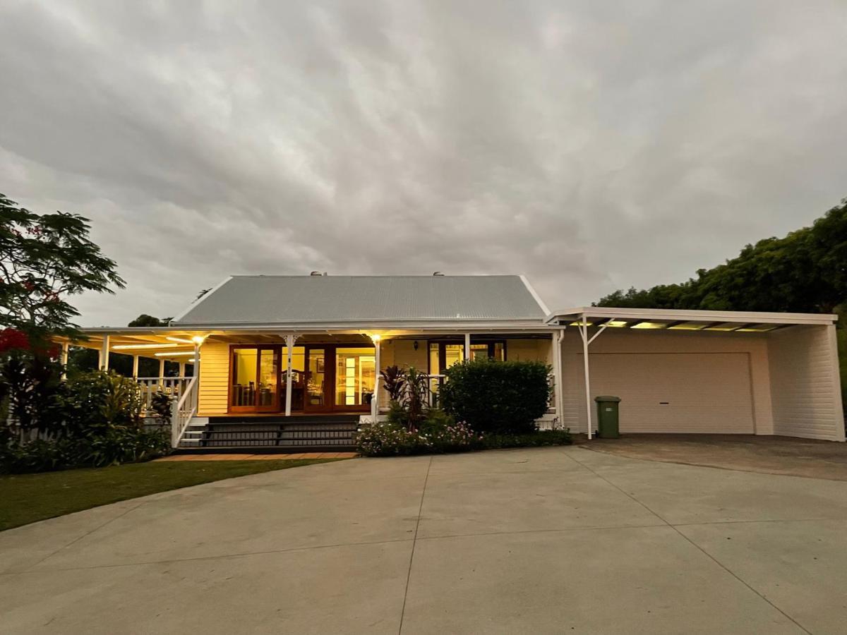Amamoor Homestead And Country Cottages Exterior photo